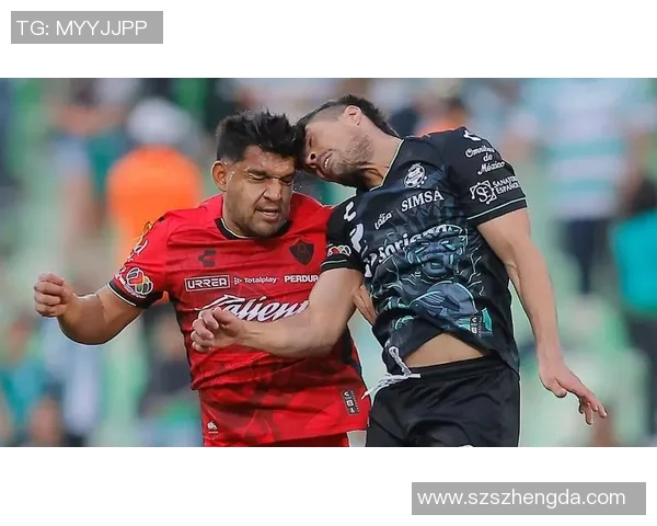 阿特拉斯与桑托斯的激烈对决揭示足球魅力与团队精神的完美结合